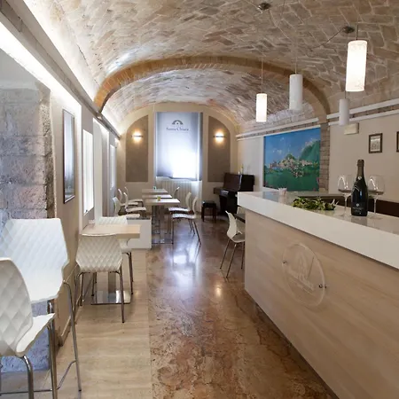 Pensión Santa Chiara 3*