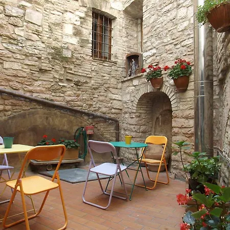 Santa Chiara 招待所