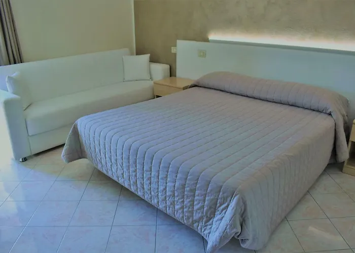 Santa Chiara 3* Asís